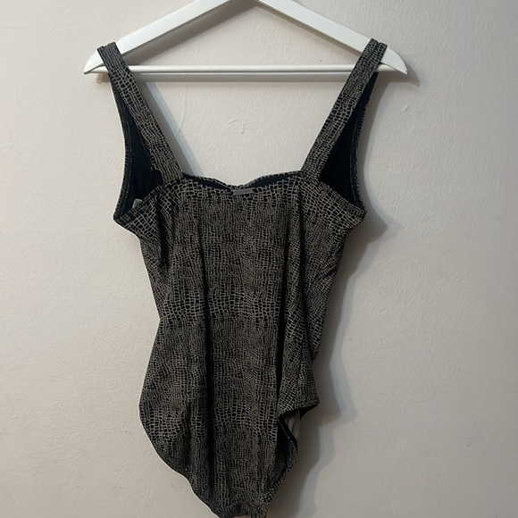 Calvin Klein swimwear animal print size 8 - Picture 5 of 10